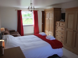 Master King size Bedroom